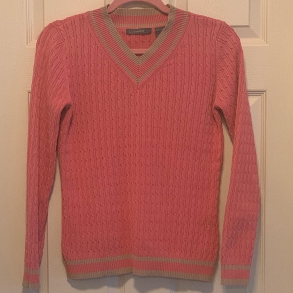 Liz Claiborne pink cotton sweater size medium runs small